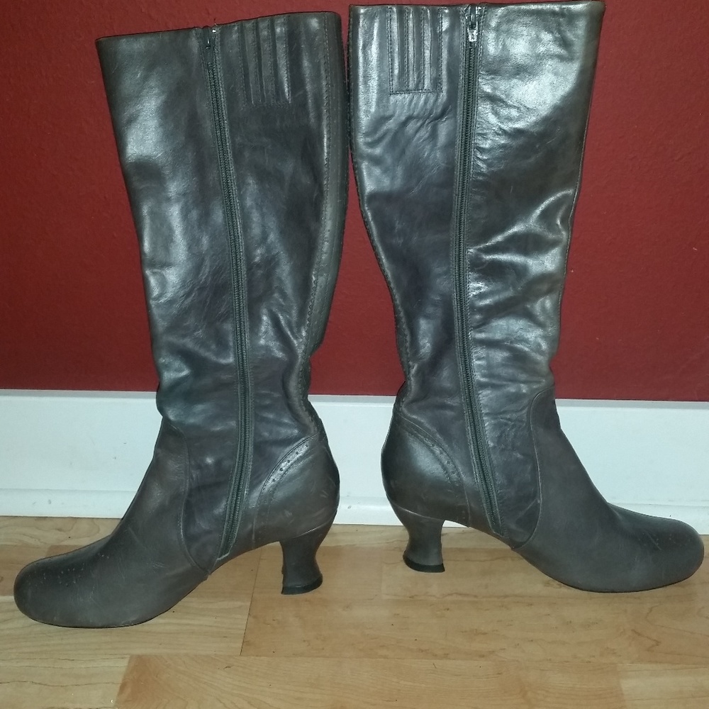 7.5 Steven Madden Gray Leather High Heel Boots